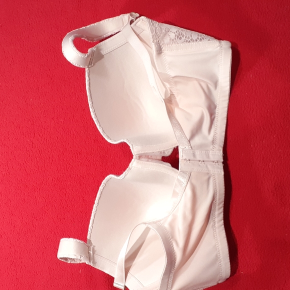 JESSICA SIMPSON BRA. - Picture 3 of 4